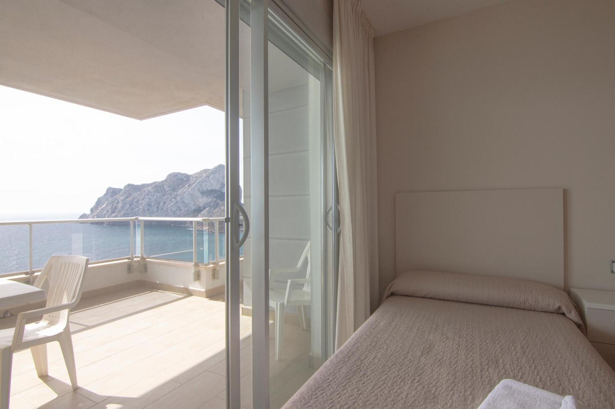 Apartamentos Entremares - Grupo Antonio Perles Calpe Room photo